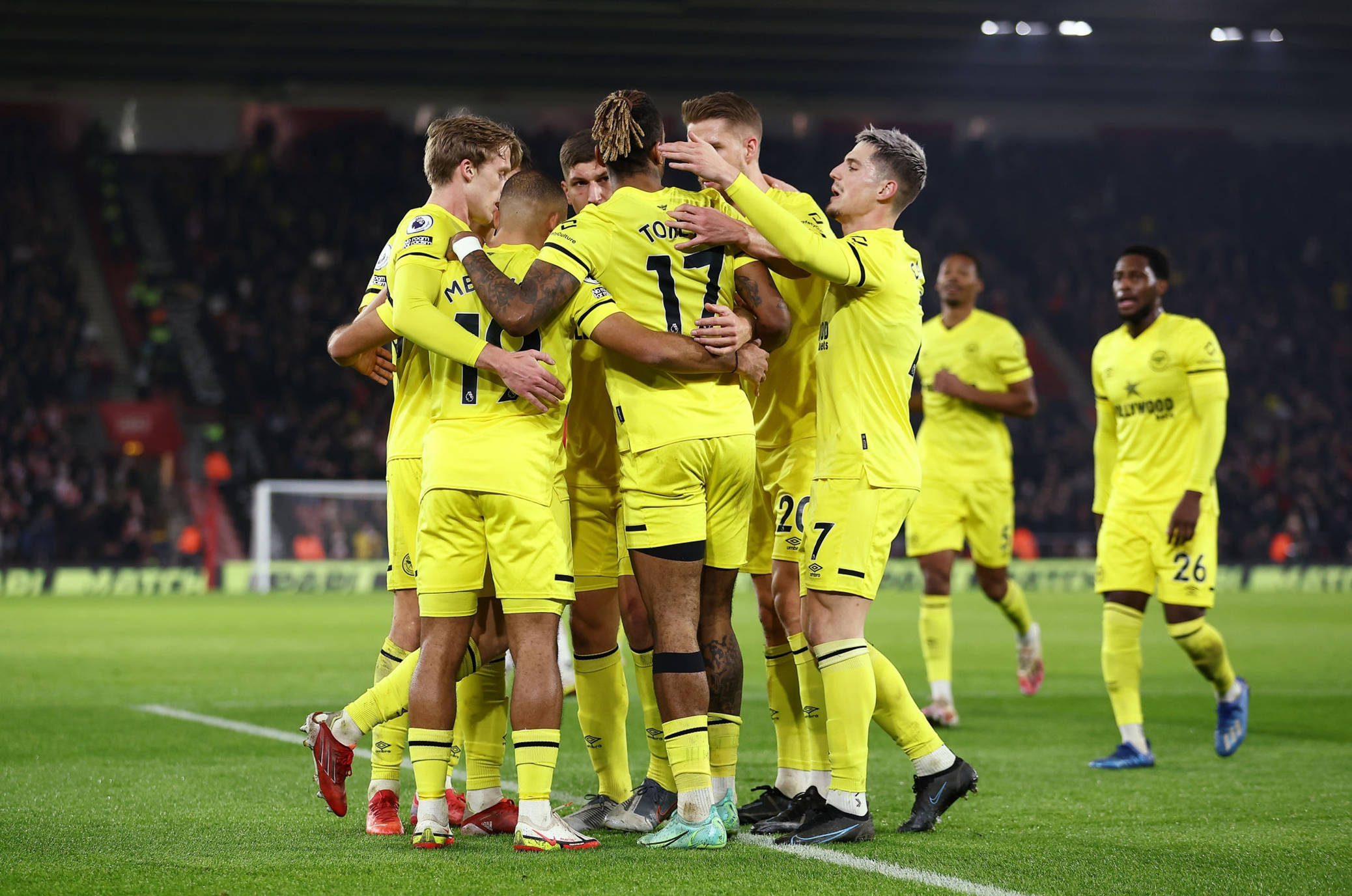 出手都让防 出手都让防