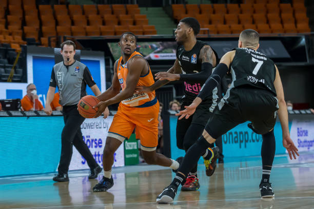 正在等待F 正在等待F